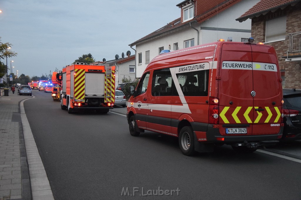 Feuer 2 Y Koeln Suerth Elisabeth Selbertstr P013.JPG - Miklos Laubert